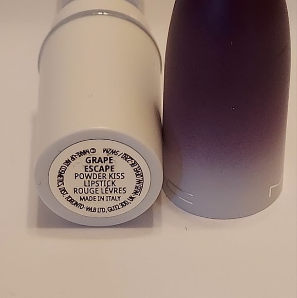 MAC Powder Kiss Mini Travel Lipstick *GRAPE ESCAPE* / NEW - NO BOX - Picture 4 of 4
